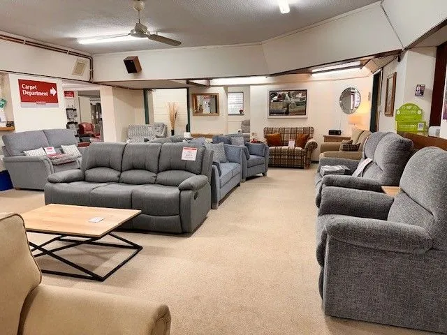 Showroom1-1920w