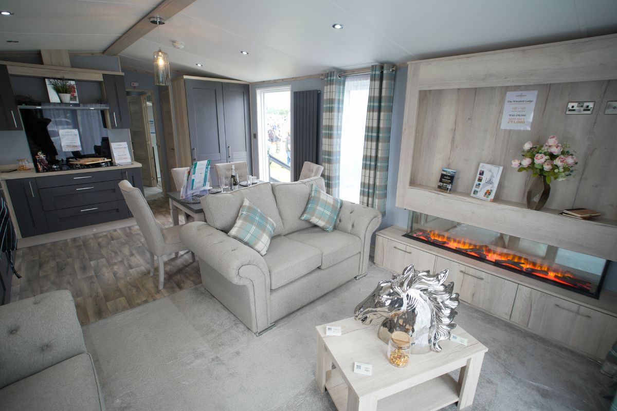Whinfell Lodge Deluxe - Open Plan Living Area